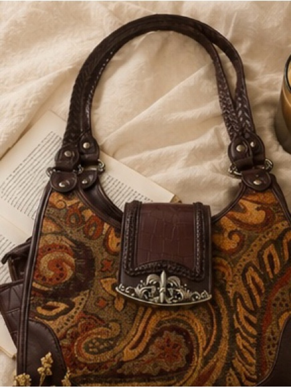 VTG Bueno Brown Carpet Bag Leather w Silver Accents Snap Pockets on Each Side